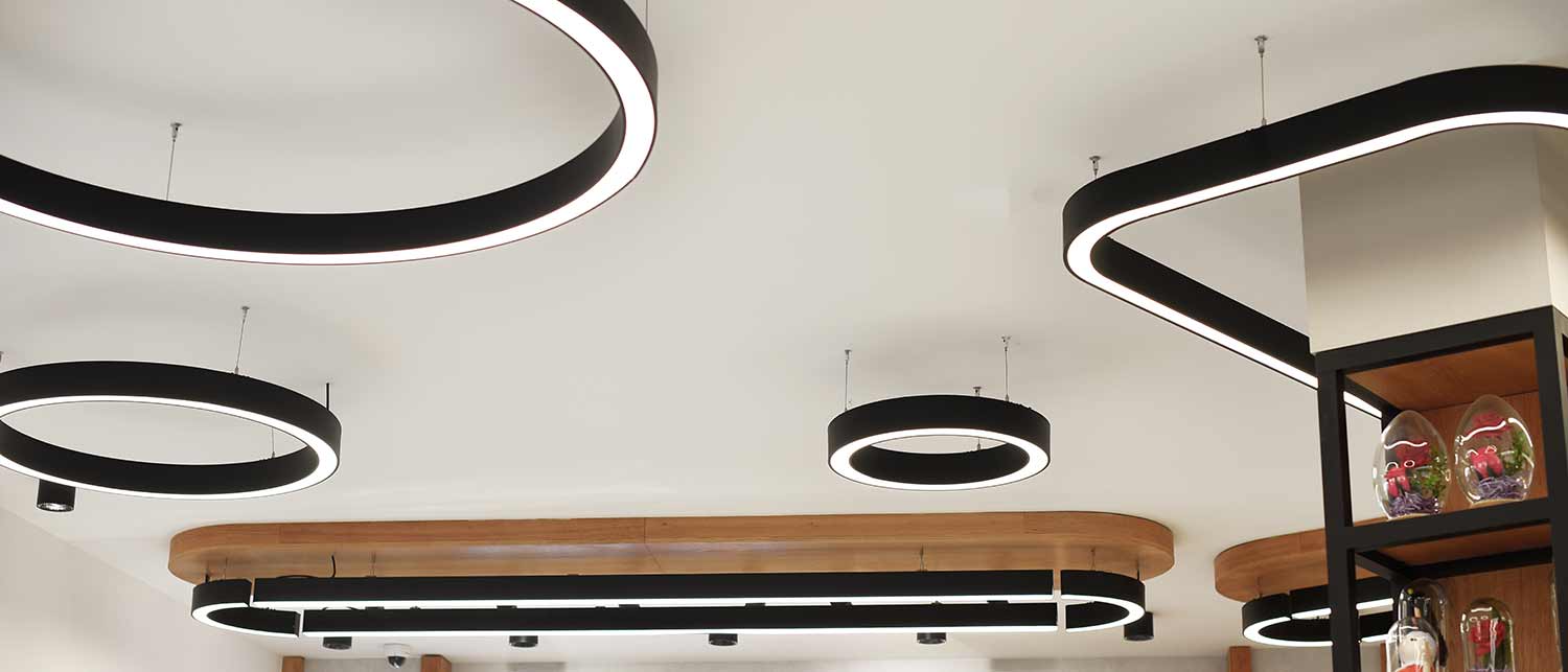 کلوچه-نادری-عکس-سایت-01 پروژه نورپردازی فروشگاه کلوچه نادری با محصولات اکووات