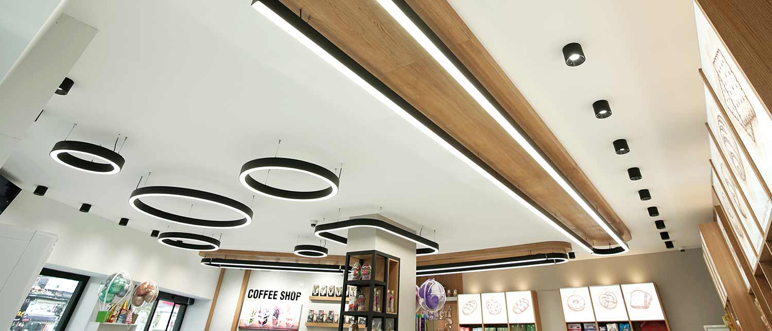 کلوچه-نادری-عکس-سایت-06 پروژه نورپردازی فروشگاه کلوچه نادری با محصولات اکووات